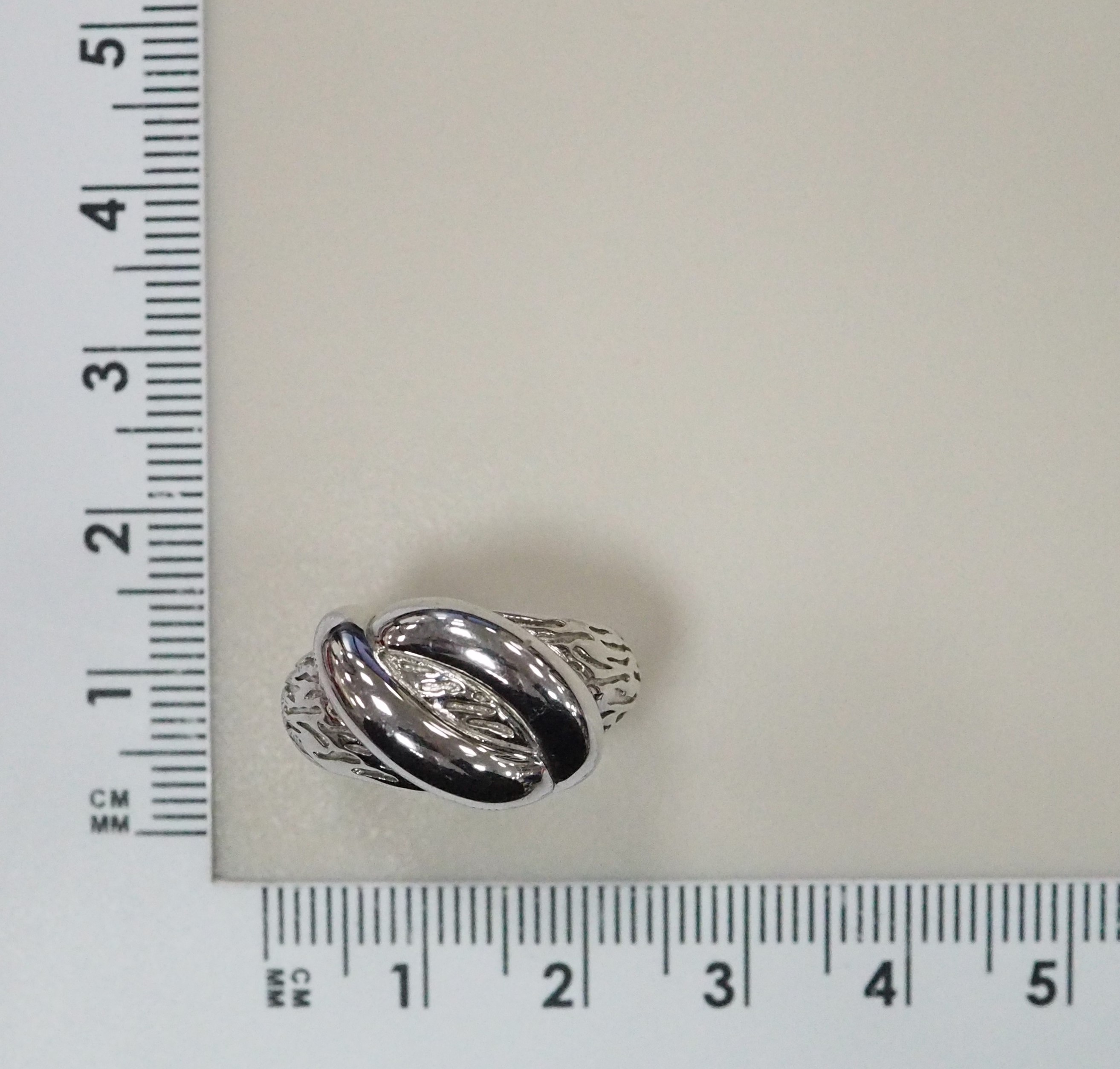 Серебряное кольцо